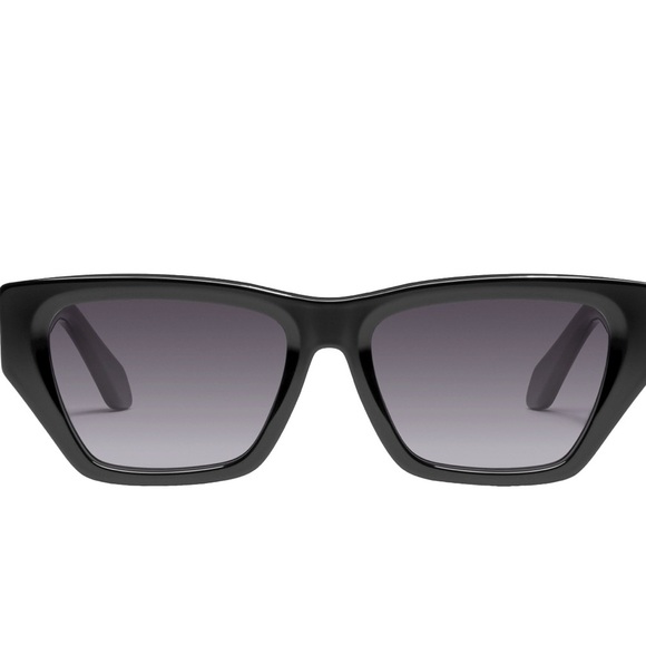 Quay No Apologies Gradient Sunglasses in black. NWT. and case included. - Picture 1 of 5